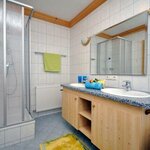 Bild von Apartment/3 Schlafräume/Dusche, Bad, WC